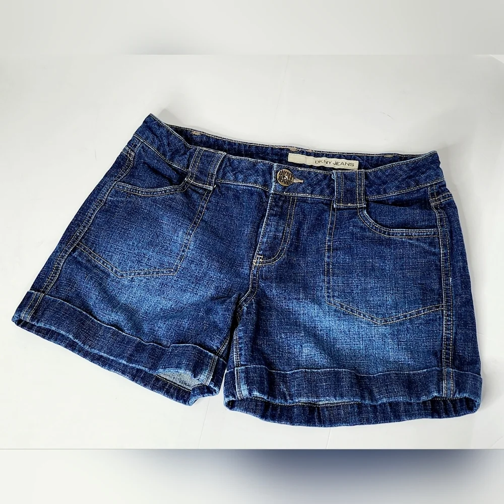 DKYN Jeans Women Cuffed Denim Dark Wash Blue Mid Rise Short Size 12 - Picture 1 of 6